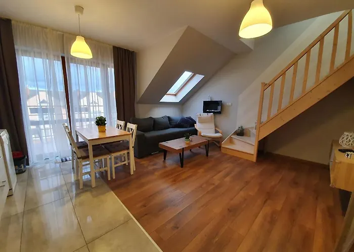 Luksusowy Ul. Kwiatkowskiego 莱鲍