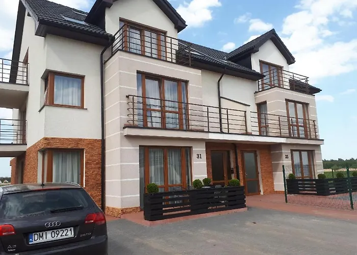 Luksusowy Ul. Kwiatkowskiego * 莱鲍